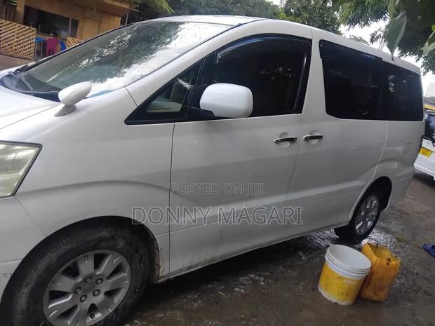 Toyota Alphard 2006 White