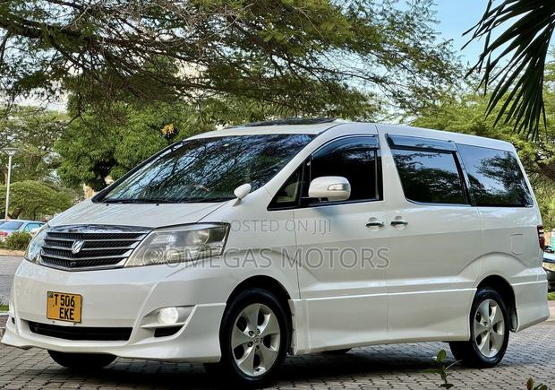 Toyota Alphard 2.4 Petrol FWD 2006 Pearl