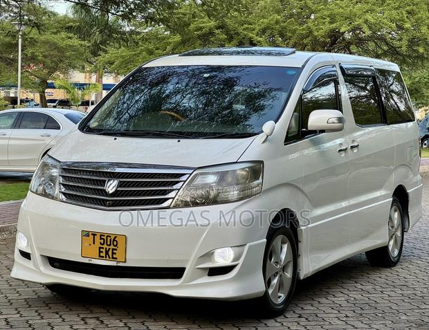 Toyota Alphard 2.4 Petrol FWD 2006 Pearl