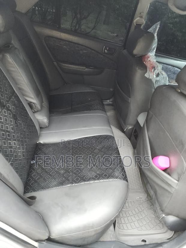 Toyota Carina 2000 Silver
