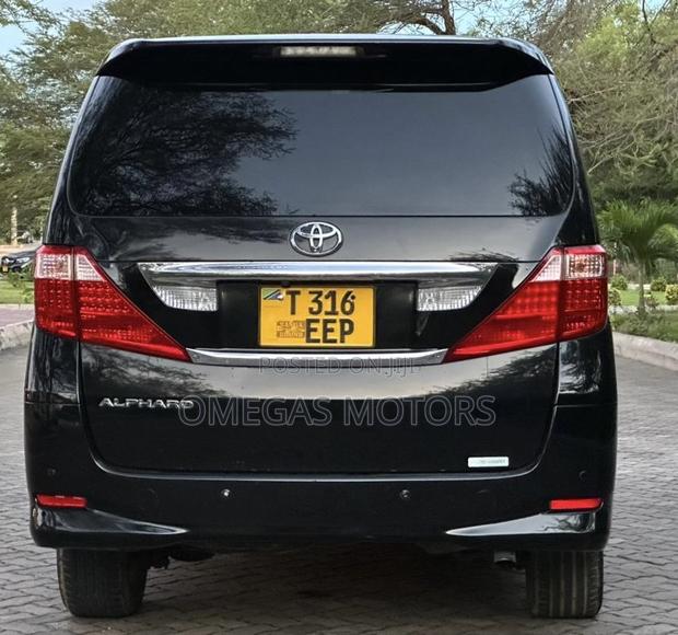Toyota Alphard 2.4 Petrol FWD 2008 Black