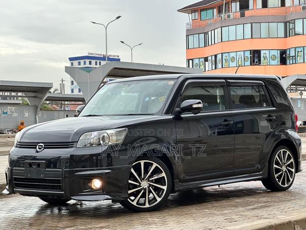 Toyota Corolla Rumion 2008 Black