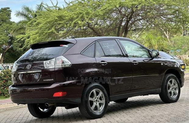 Toyota Harrier 2004 Black