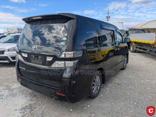 Toyota Alphard 2010 Black