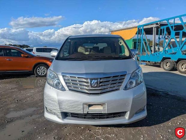 Toyota Alphard 2009 Silver