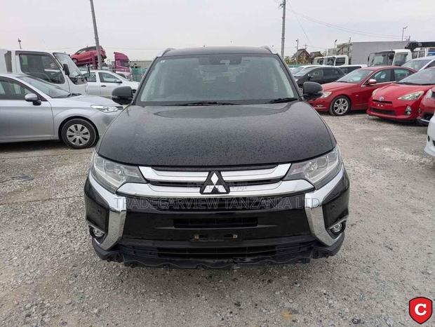 Mitsubishi Outlander 2017 Black