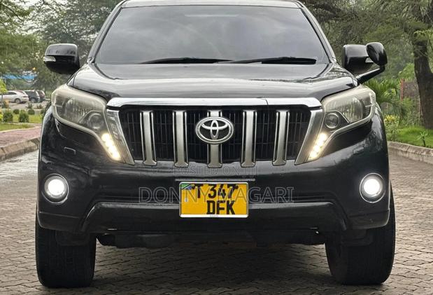 Toyota Land Cruiser Prado 2014 Black