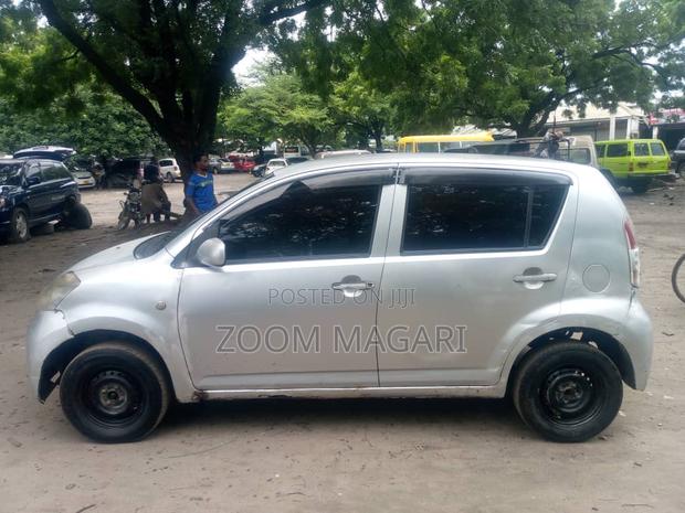 Toyota Passo 2005 Silver