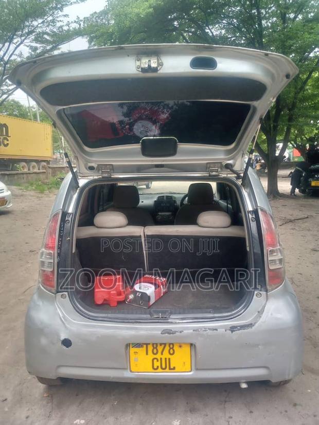 Toyota Passo 2005 Silver