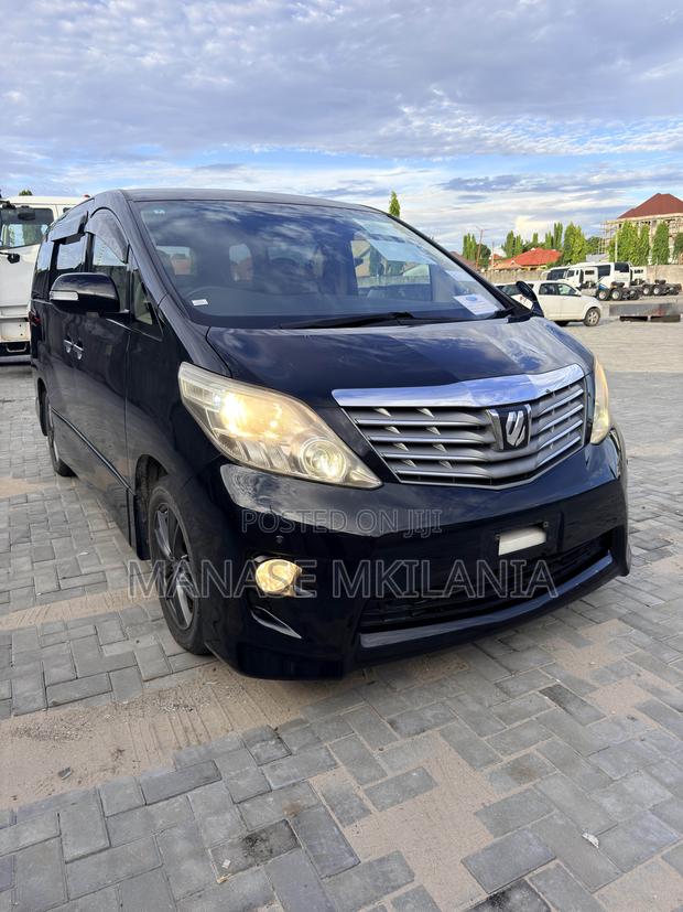 Toyota Alphard 2.4 Petrol AWD 2010 Black