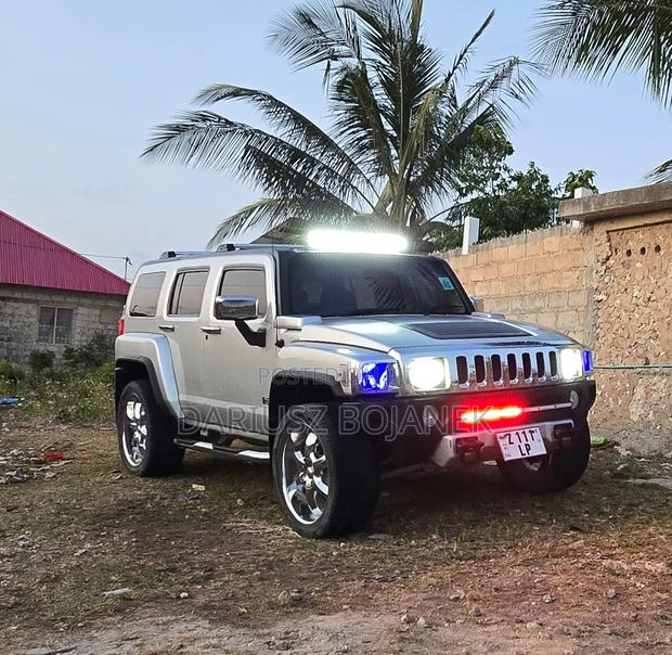 Hummer H3 2008 Silver