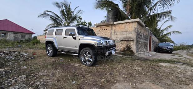 Hummer H3 2008 Silver