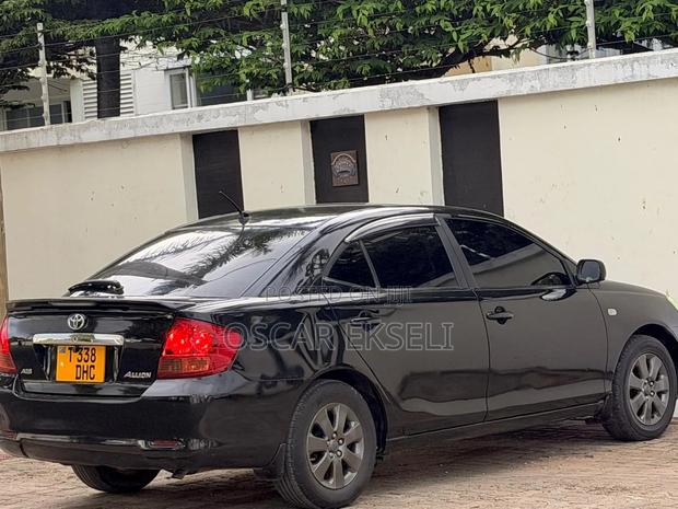 Toyota Allion 2005 Black