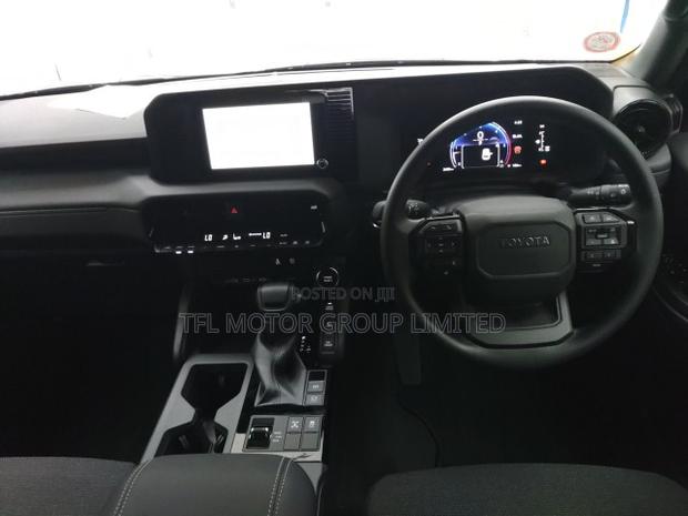 Toyota Land Cruiser LC250 2025 Black