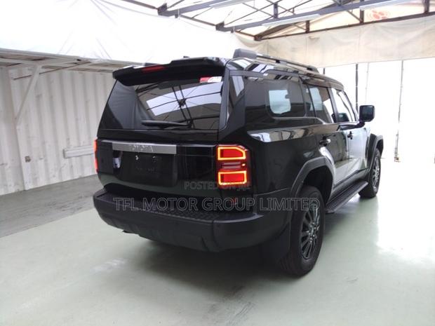 Toyota Land Cruiser LC250 2025 Black