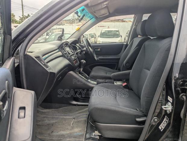 Toyota Kluger 2004 Black
