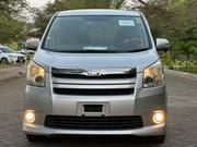 Toyota Noah 2007 Silver for sale