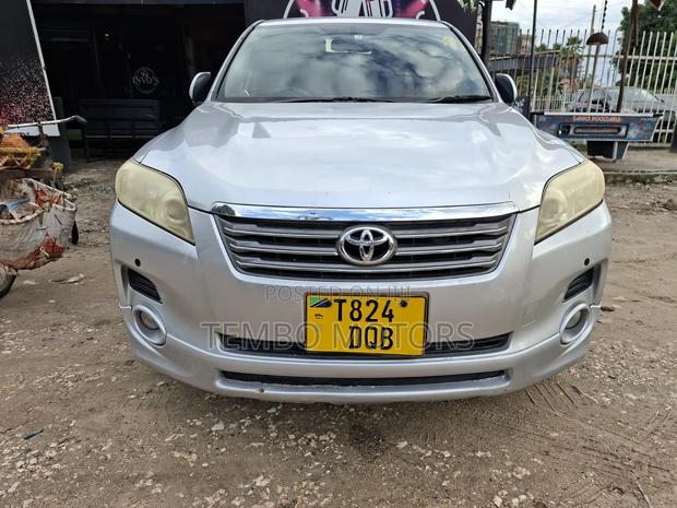 Toyota Vanguard 2009 Silver