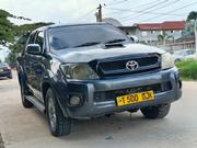 Toyota Hilux 2.5 Cab 2005 Gray for sale