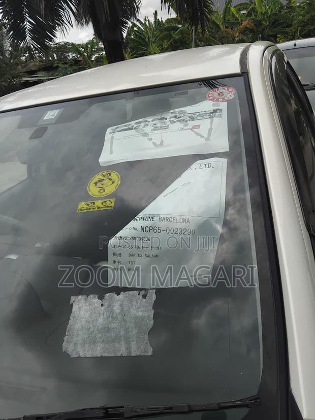 Toyota IST 2008 Pearl