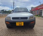 Toyota RAV4 Automatic 2000 Beige for sale
