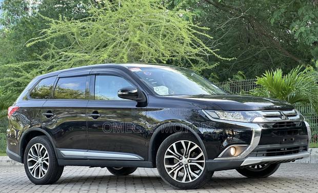 Mitsubishi Outlander 2.0 PHEV AWD 2015 Black