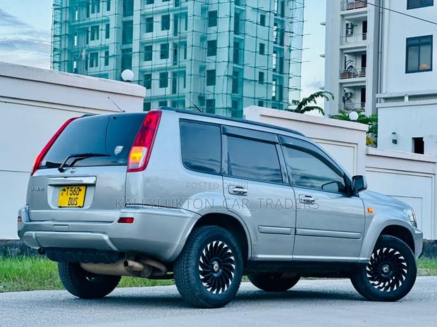 Nissan X-Trail 2009 Silver