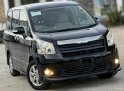 Toyota Noah 2.0 143hp FWD (8 Seater) 2009 Black for sale