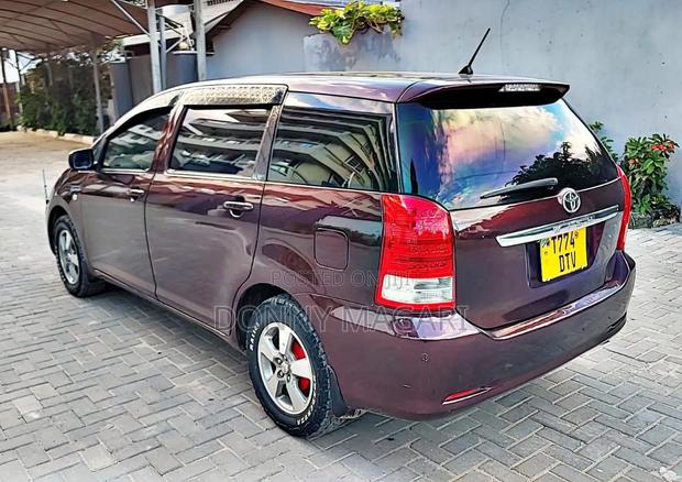 Toyota Wish 2006 Green