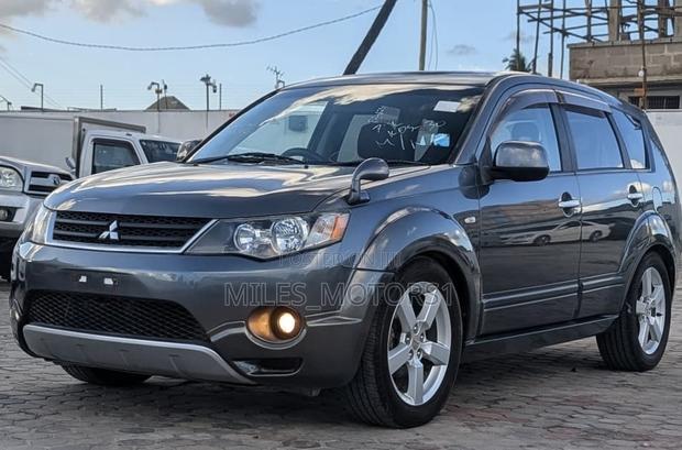 Mitsubishi Outlander 2006 Gray