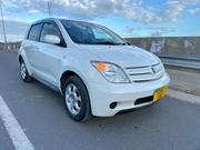 Toyota IST 2004 White for sale