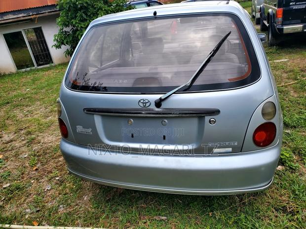Toyota Starlet 2000 Silver