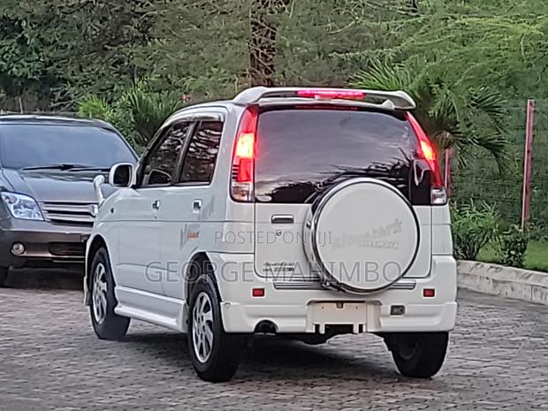 Daihatsu Terios 2006 White