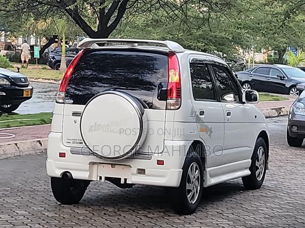 Daihatsu Terios 2006 White