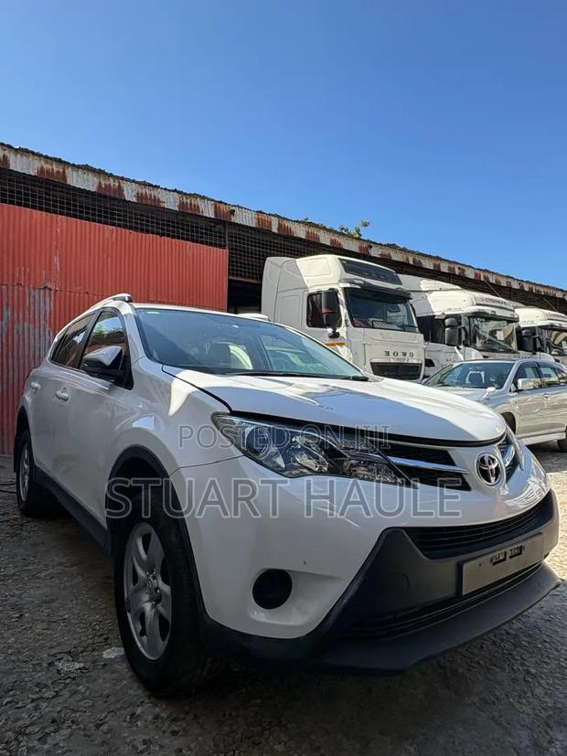 Toyota RAV4 2018 White