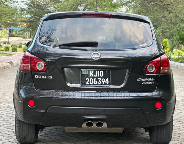 Nissan Dualis 2010 Black