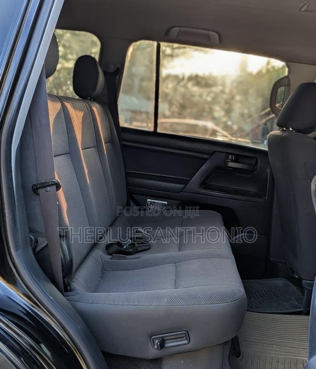 Toyota Land Cruiser 2018 Black