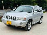 Toyota Kluger 2005 Silver for sale