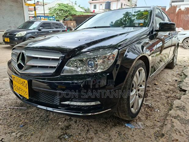 Mercedes-Benz C-Class 2010 Black