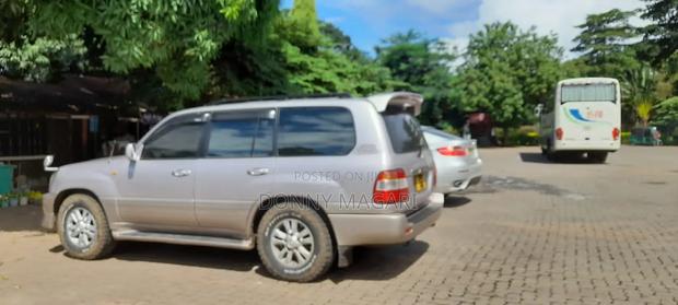 Toyota Land Cruiser 2011 Silver