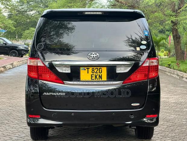 Toyota Alphard 2010 Black