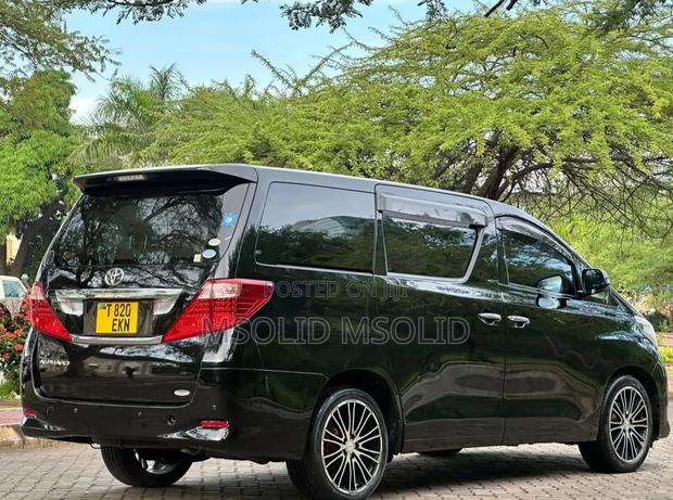 Toyota Alphard 2010 Black