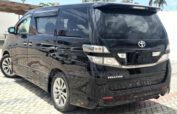 Toyota Alphard 2009 Black