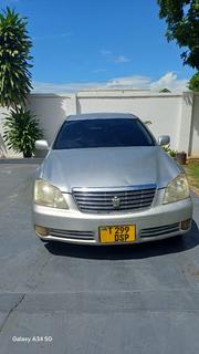 Toyota Crown 2004 Silver for sale
