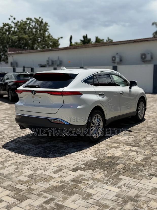 Toyota Harrier 2020 Pearl