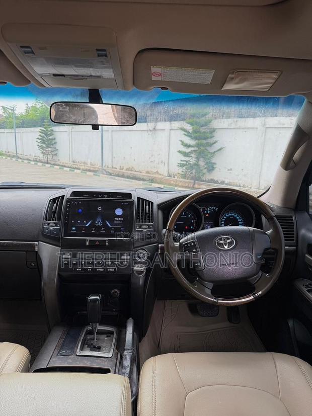 Toyota Land Cruiser 2009 Black