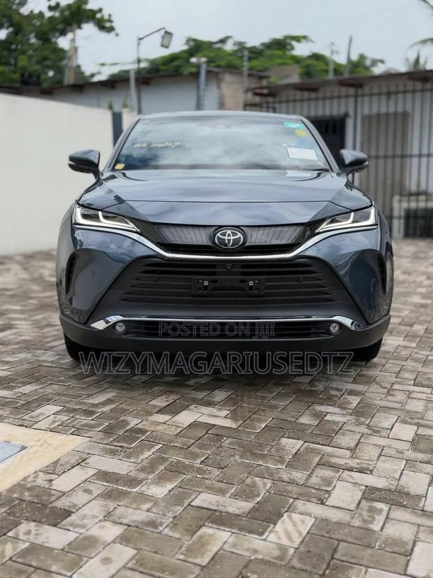 Toyota Harrier 2021 Gray