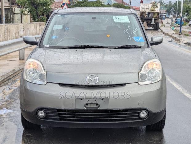 Mazda Verisa 2008 Gray