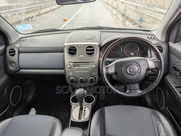 Mazda Verisa 2008 Gray