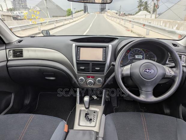 Subaru Forester 2010 Gray